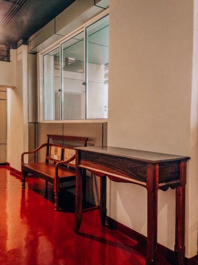 The Metro Pod - Backpackers A/C Dormitory Kochi Εξωτερικό φωτογραφία